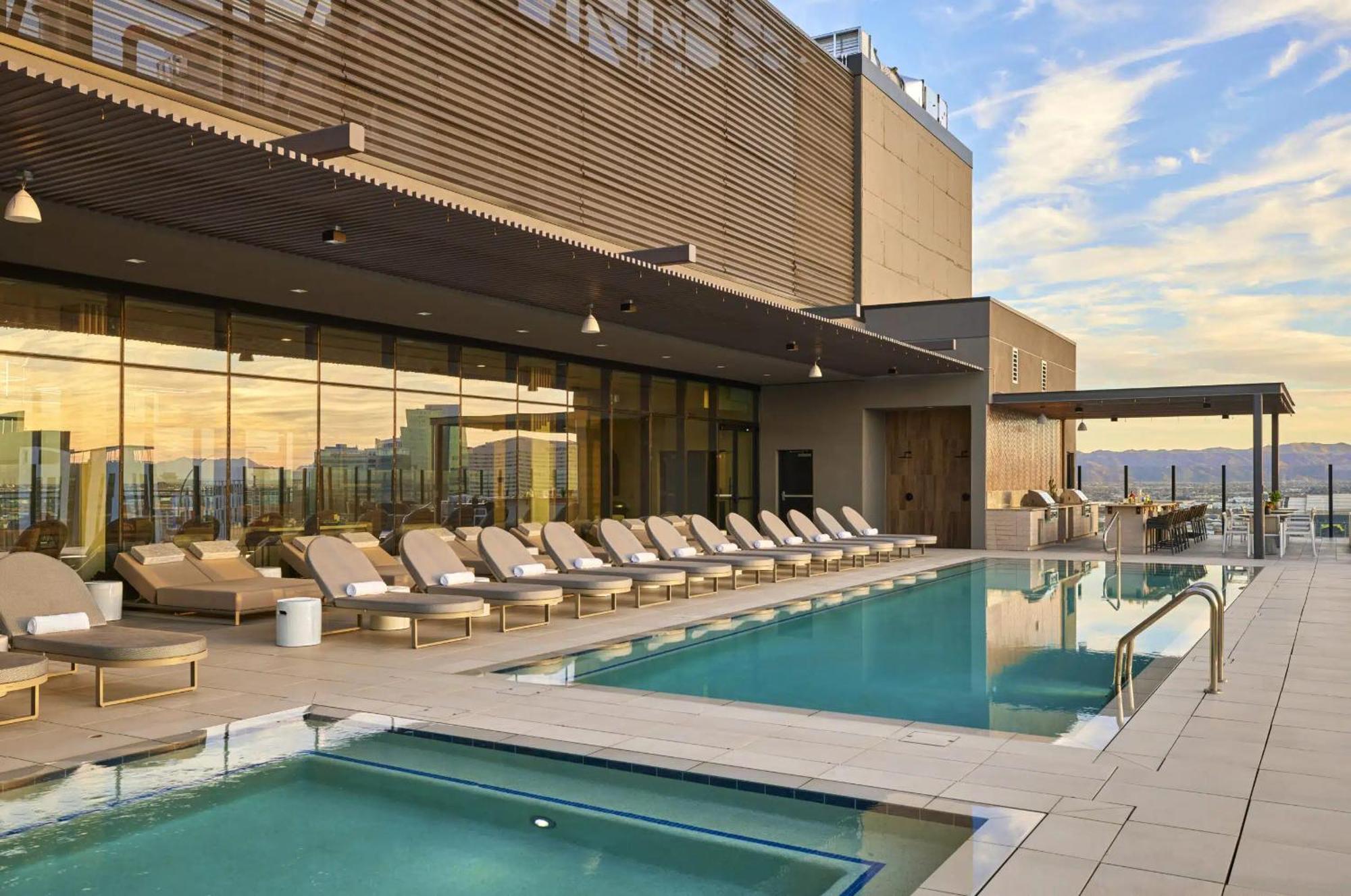 Global Luxury Suites At Downtown فينيكس المظهر الخارجي الصورة